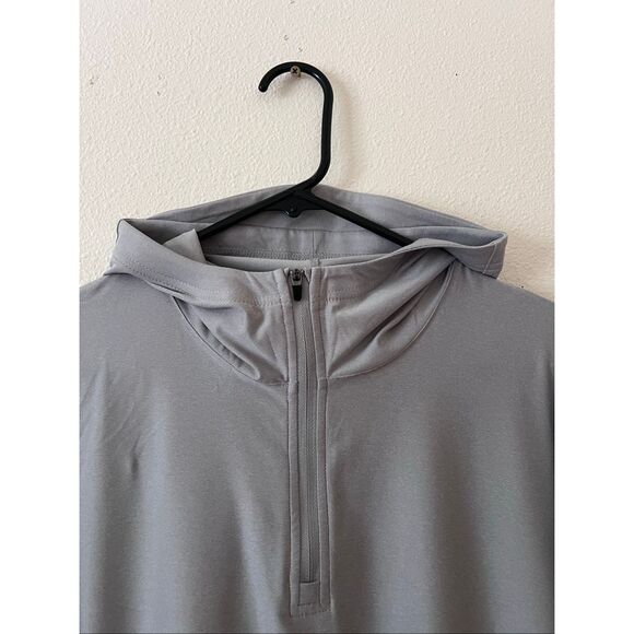 Vuori men's uluwatu water hoodie in color platinum Heather size Medium - Picture 4 of 7